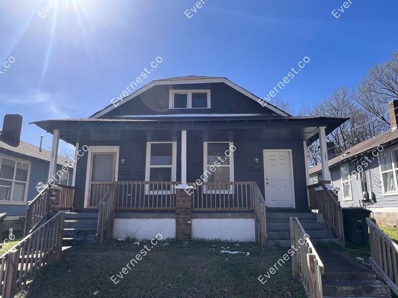 Primary Photo - 769 St Paul Ave
