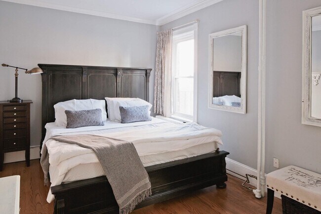 Foto del edificio - 145 Charles St