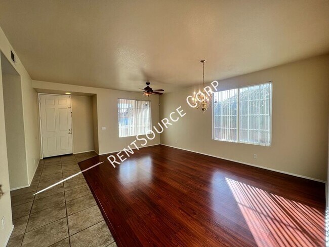 Building Photo - 5 Bedroom Two Story Home for Rent in West ...