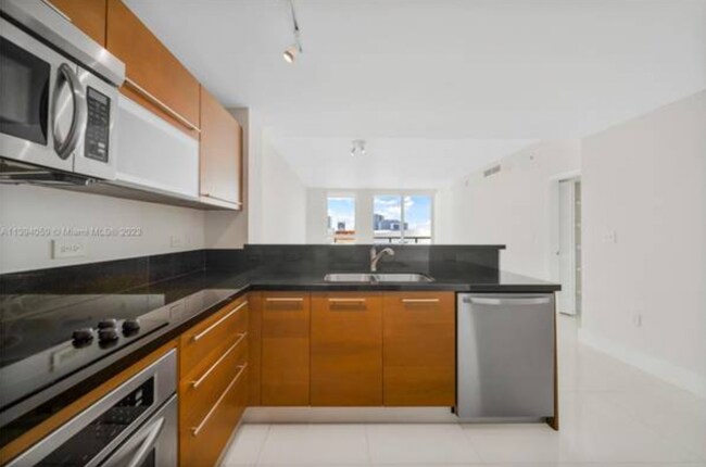 Foto del edificio - 253 NE 2nd St