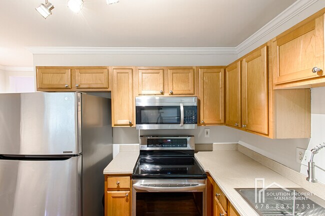 Building Photo - 1643 Briarcliff Rd NE