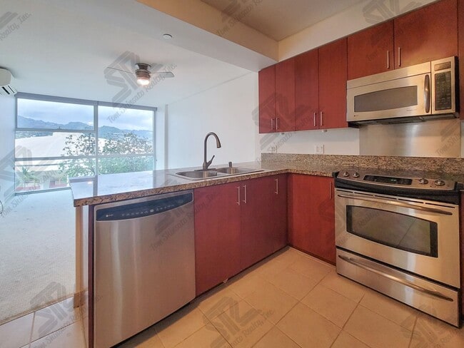 Building Photo - 1BR / 1Bath / 1Pkg - Condo in Kakaako Avai...