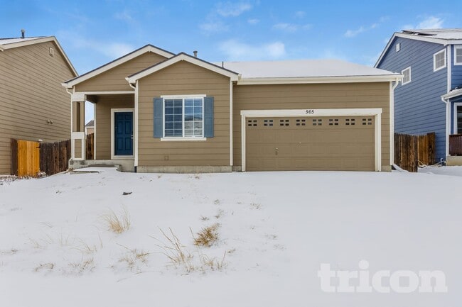 Building Photo - 565 Winebrook Way