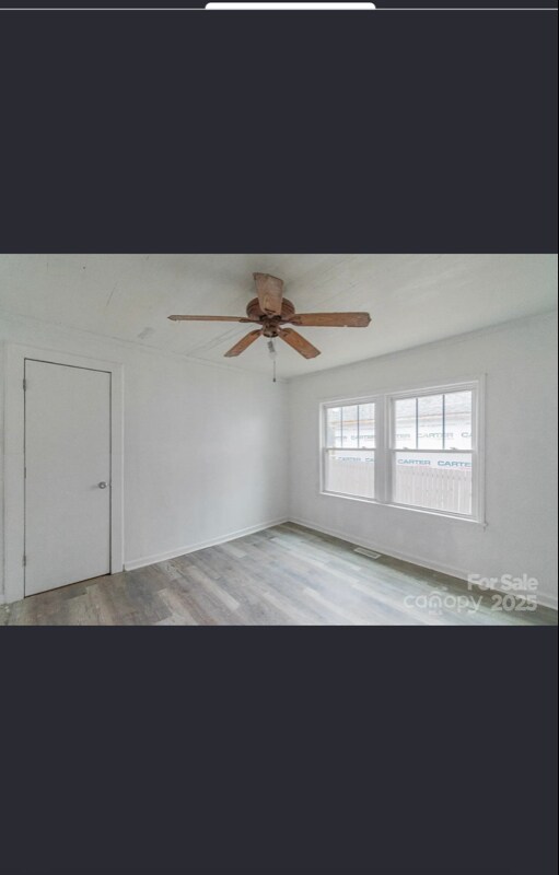 Foto del edificio - 609 Cedar St