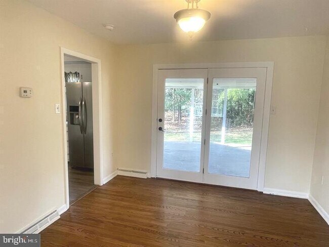 Foto del edificio - 13008 Woodburn Dr