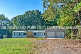 Building Photo - 1108 Shady Ln
