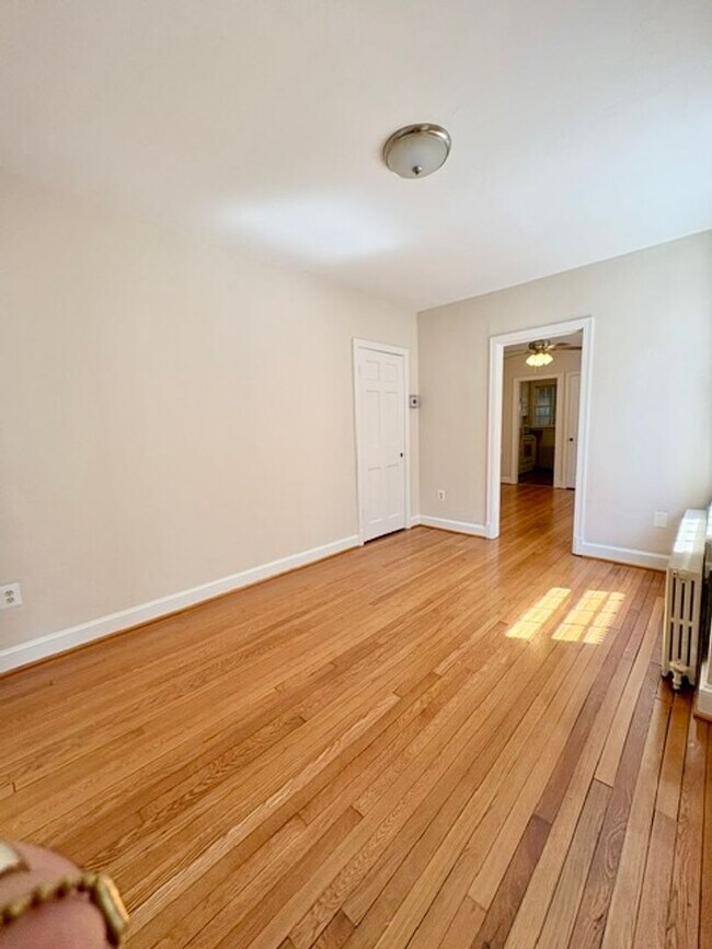 Foto del edificio - 4534 Avondale St