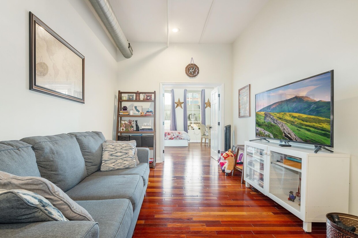 Stunning, Chic 2-Bedroom Apartment in the ... - Stunning, Chic 2-Bedroom Apartment in the ...