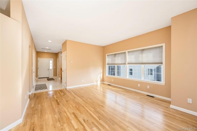 Foto del edificio - 1476 Iroquois St