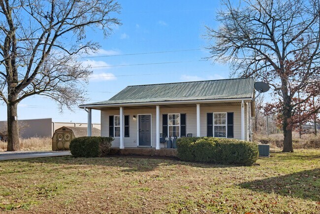 Building Photo - 256 Fritz Cir