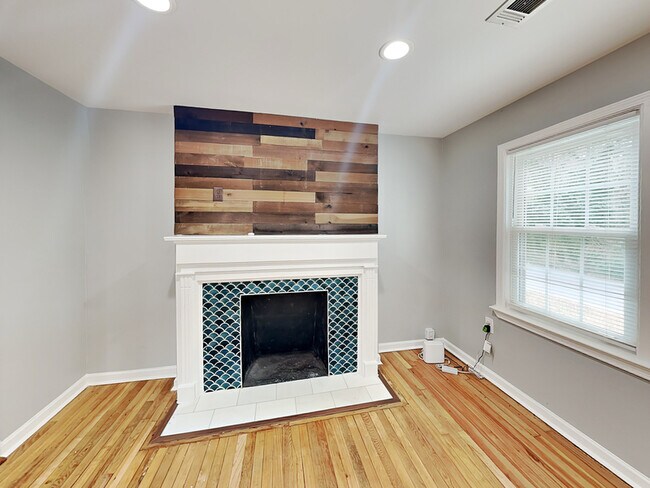 Foto del edificio - 1770 Springview Rd NW