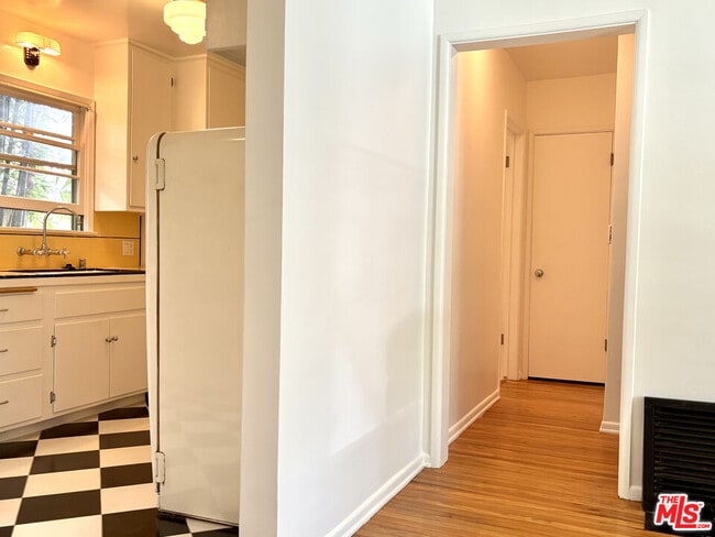 Foto del edificio - 1325 Washington Ave