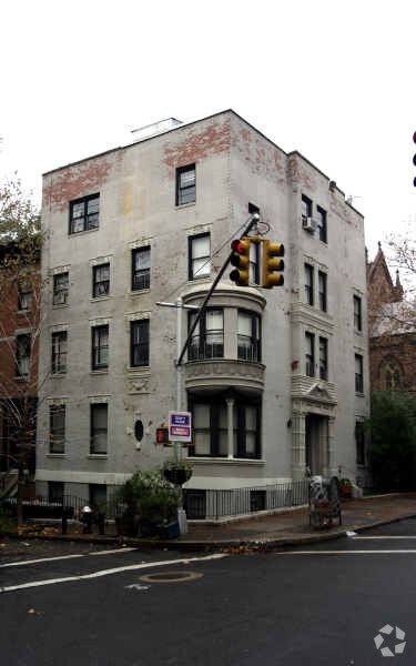 Primary Photo - 260 Hicks St