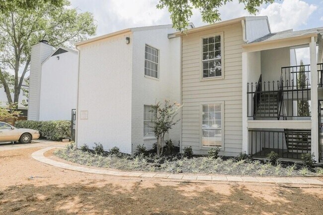 Foto del edificio - 4717 Columbia Ave