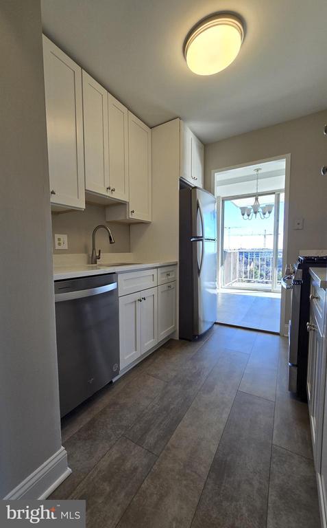 Building Photo - 301 N Beauregard St