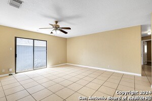 Foto del edificio - 12843 Maple Park Dr
