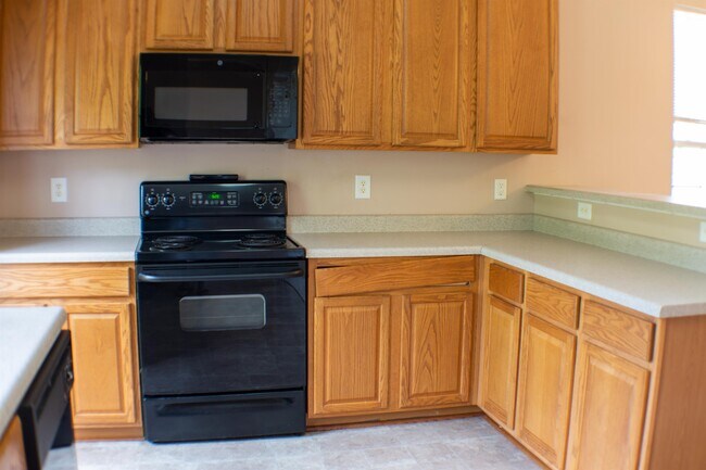 Foto del edificio - 5145 Mabe Dr