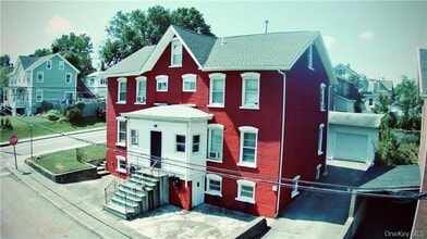 Building Photo - 30 Davis St