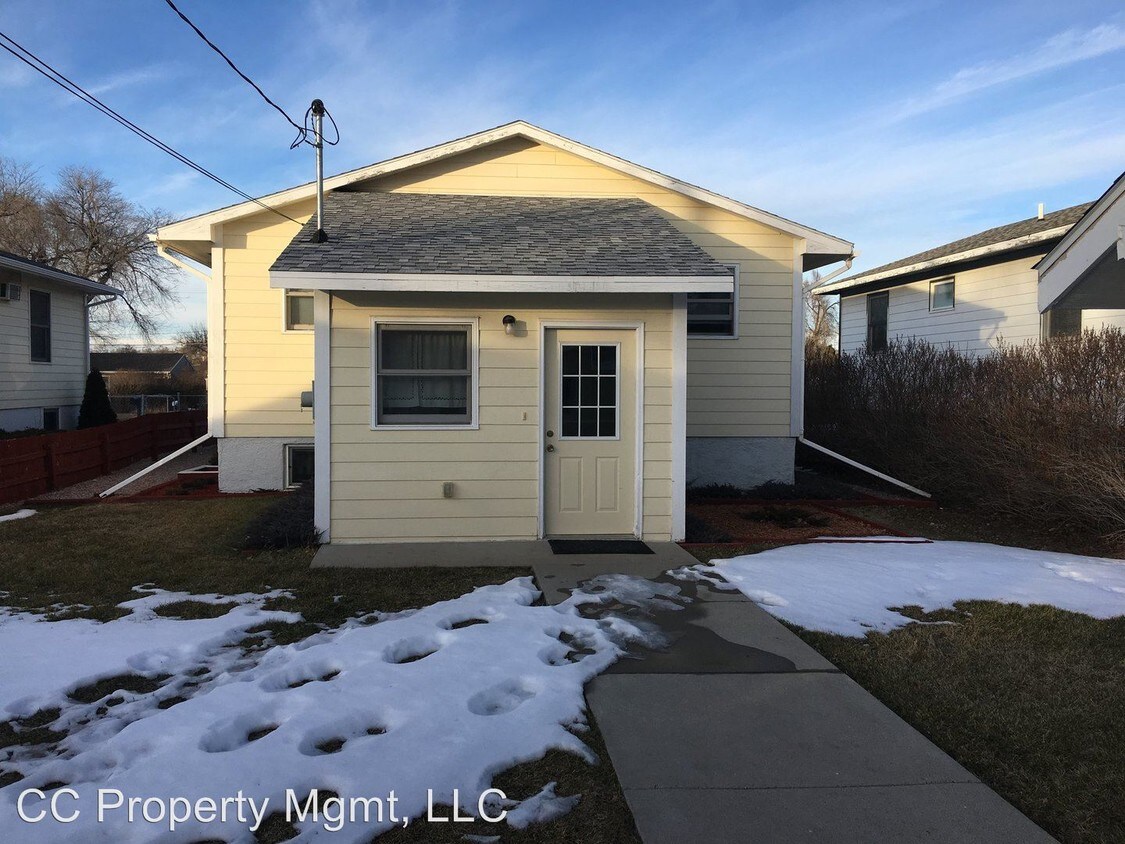 Primary Photo - 2 br, 1 bath House - 111 E. Monroe St