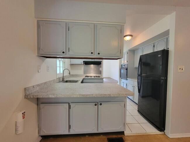 Foto del edificio - 12 Prests Mill Rd