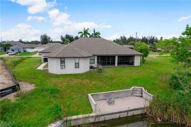 Foto del edificio - 1712 SW 13th St