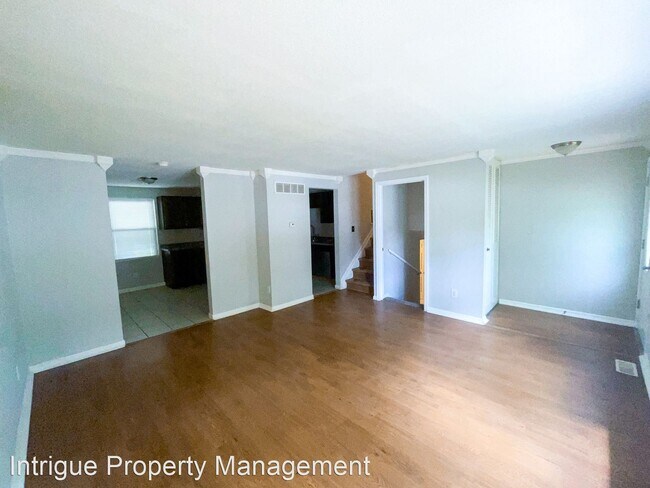 Foto del edificio - 3 br, 1.5 bath House - 11220 Whistler Dr