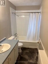 Building Photo - 5473 Ontario Ave