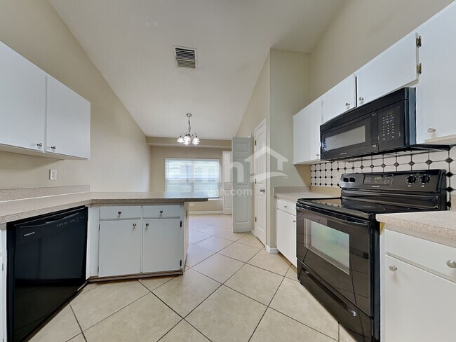 Foto del edificio - 1509 Kirtley Dr