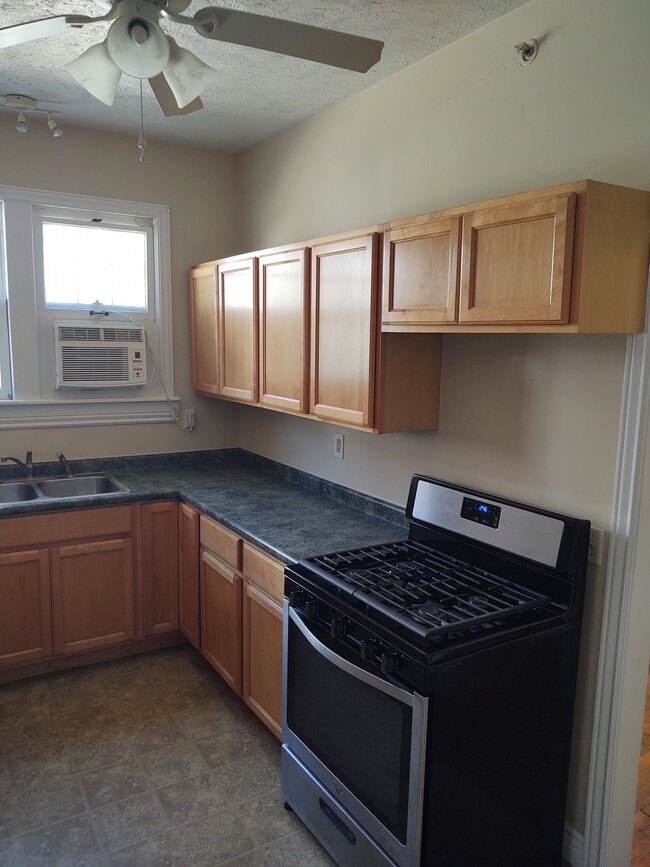 Kitchen south view - 821 W South St