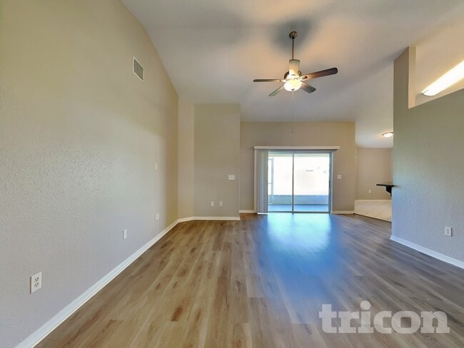 Building Photo - 1387 Laurel Glen Dr