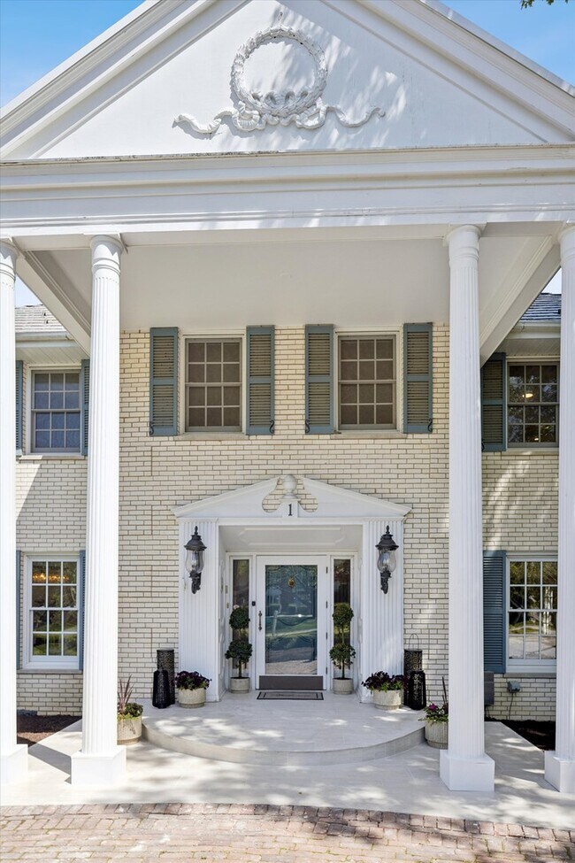 Foto del edificio - 1 Charleston Rd
