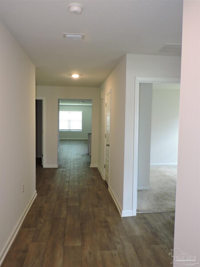 Building Photo - 7580 Steeplechase Blvd
