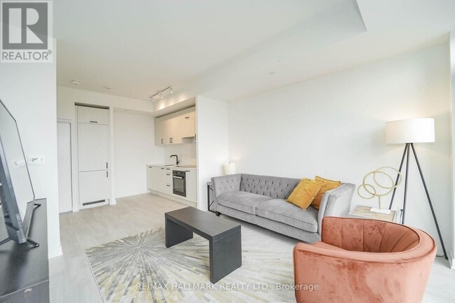 Building Photo - 1 Quarrington Ln