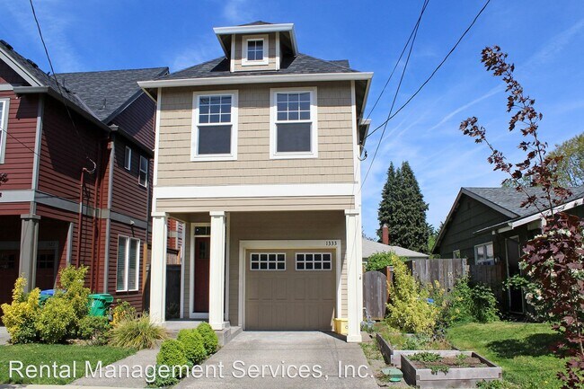 Foto del edificio - 3 br, 2.5 bath House - 1333 NE Roselawn St