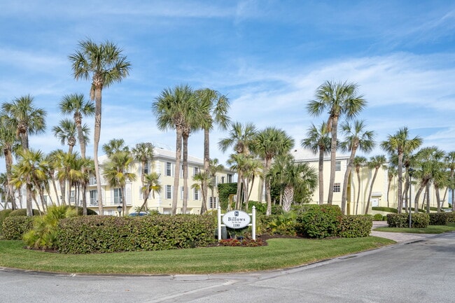 Foto del edificio - 1180 Reef Rd