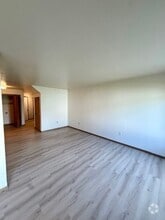 Building Photo - 223 Spooner "A"