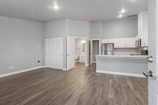 Estudio A - Norpoint Landing Apartments