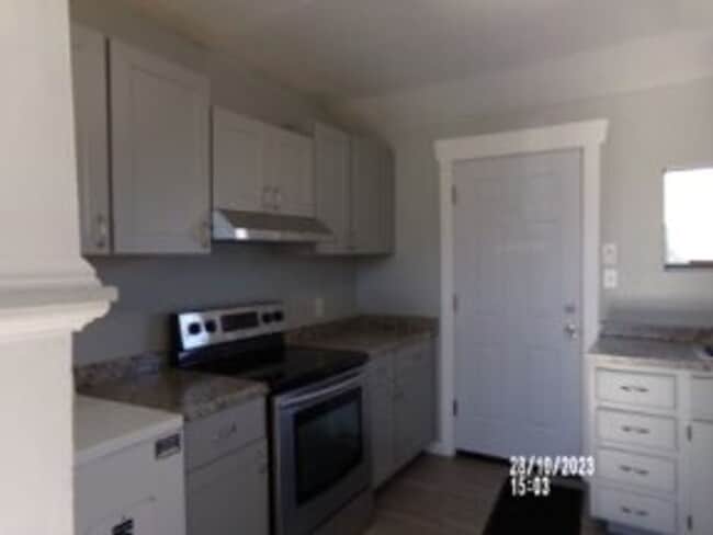 Building Photo - 3bd 1ba W/Garage