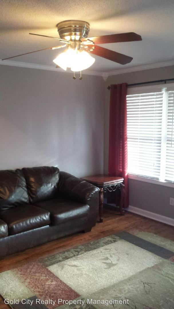 Foto del edificio - 701 Monin Rd