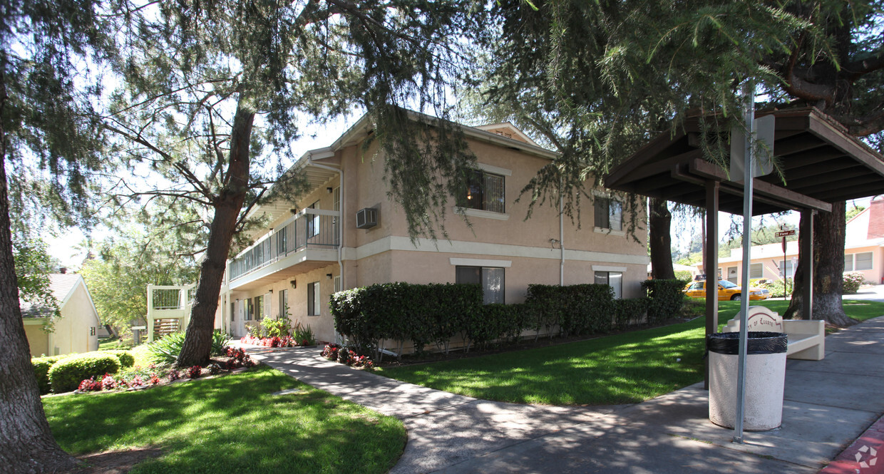 Primary Photo - Heritage Park Senior Apartments