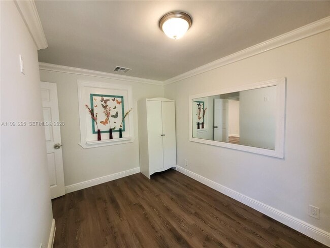 Foto del edificio - 126 NW 8th Ave