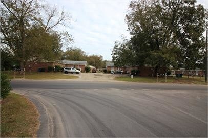 Primary Photo - 6450 Applecross Ave
