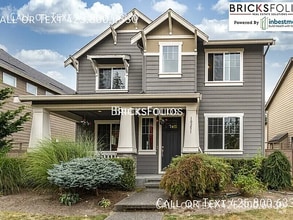 Building Photo - 10251 Eastridge Dr NE