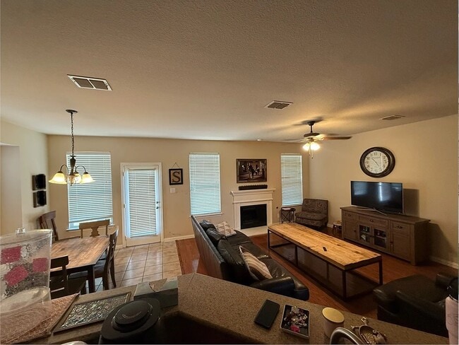 Family Room - 10225 Ashburn Dr