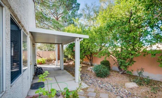 Foto del edificio - SUMMERLIN Single Story Home!