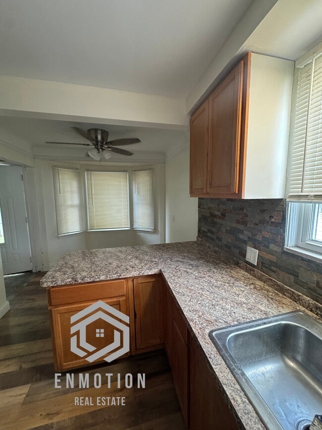 Foto del edificio - 18948 Winthrop St