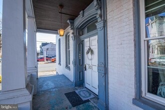 Building Photo - 301 W Martin St