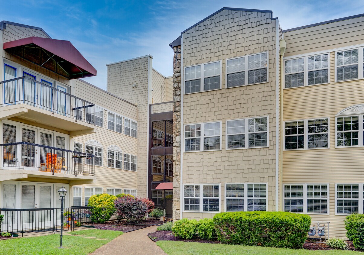 2749 Sullins St SW, Knoxville, TN 37919 House for Rent in Knoxville