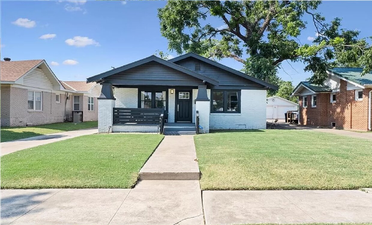 Stylish 2BR/2BA Home Near Paseo Arts District & Downtown OKC! - Stylish 2BR/2BA Home Near Paseo Arts District & Downtown OKC!
