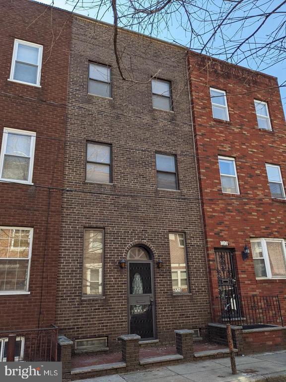 Primary Photo - 720 League St